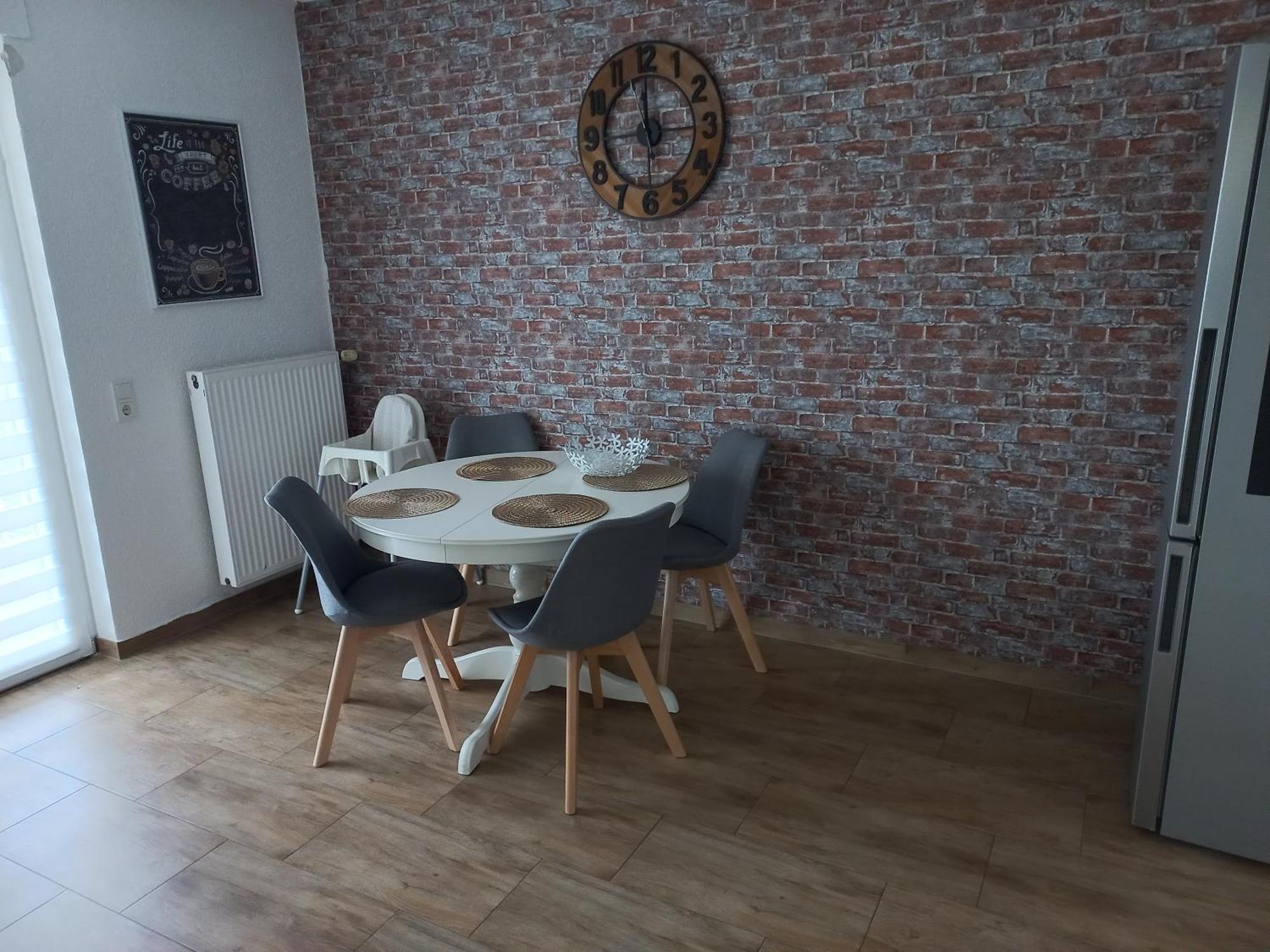 Apartment Ola *